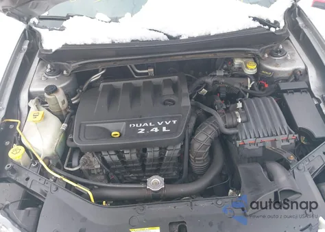 2013 Dodge Avenger Sxt z USA, uszkodzony, nr VIN 1C3CDZCB8DN557061